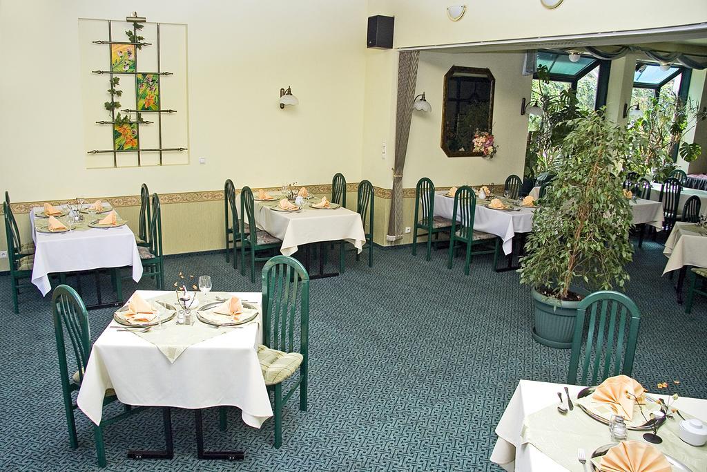 Hotel Dorrian 波兹南 外观 照片